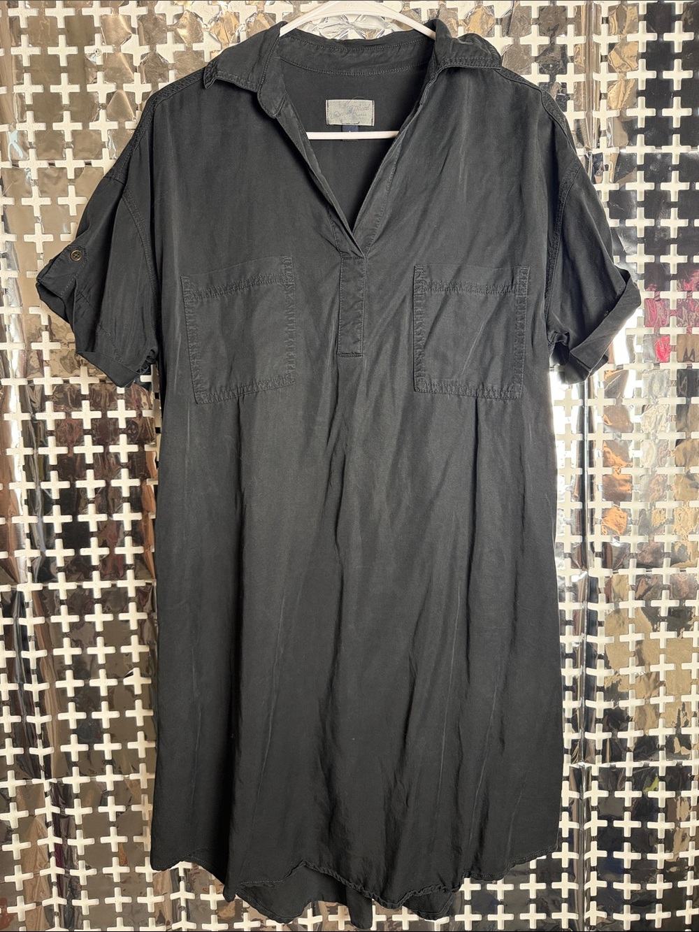 Universal Thread Black Short-Sleeve Midi Shirt Dress